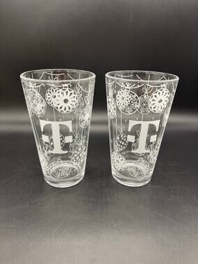 T-Mobile Logo Christmas Holiday Set of 2 Drinking Glasses Snowflakes Tumbler